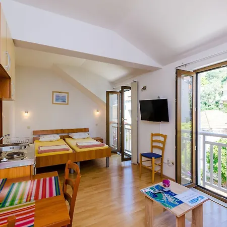 Princ Hrvoje- Appartement *